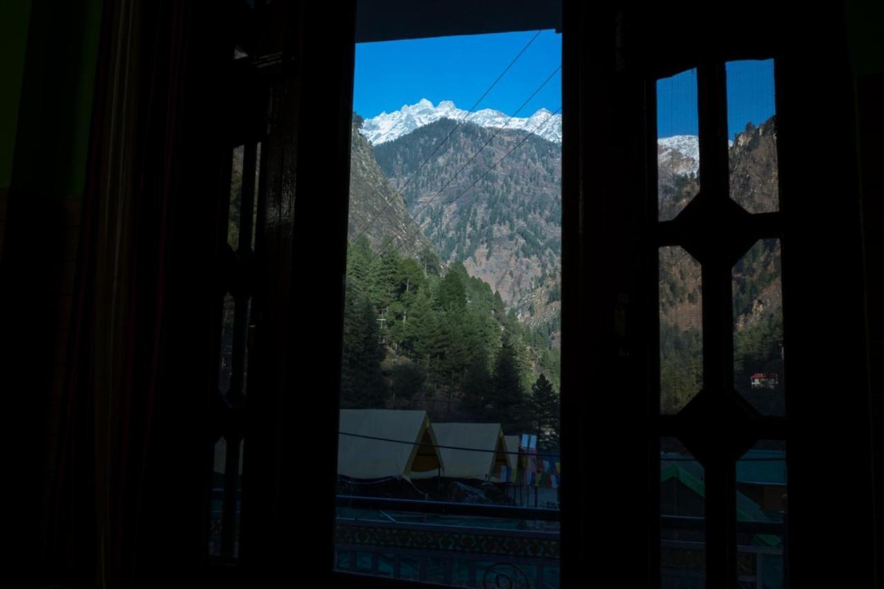 Chojh Inn Cafe & Homestay Kasol Exterior foto